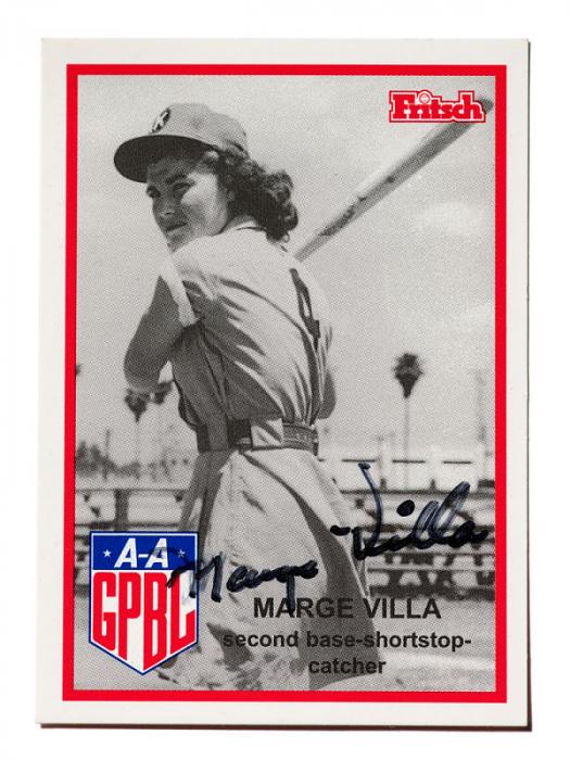 Tarjeta de béisbol de la AAGPBL firmada con la imagen de “Marge Villa” posando con un bate.  