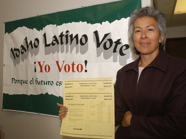 Fotografía a color del dos mil tres de María González Mabbutt, directora de Idaho Vote.