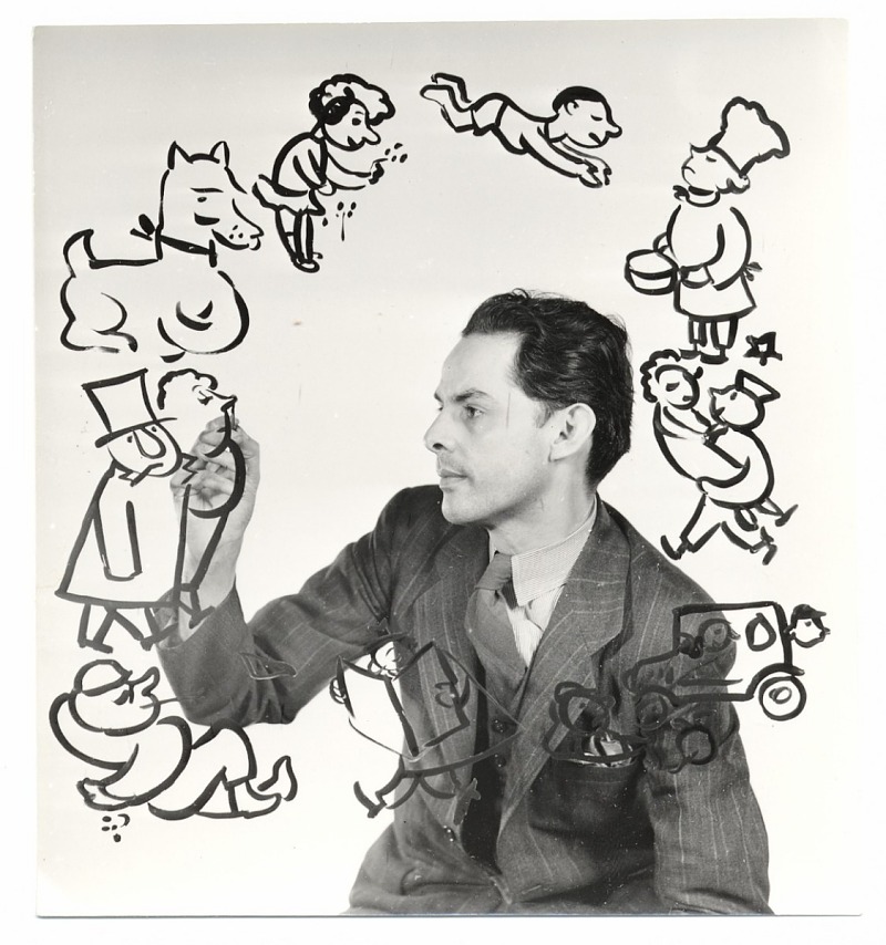 Antonio Sotomayor Photograph of Antonio Sotomayor painting on a panel of glass.