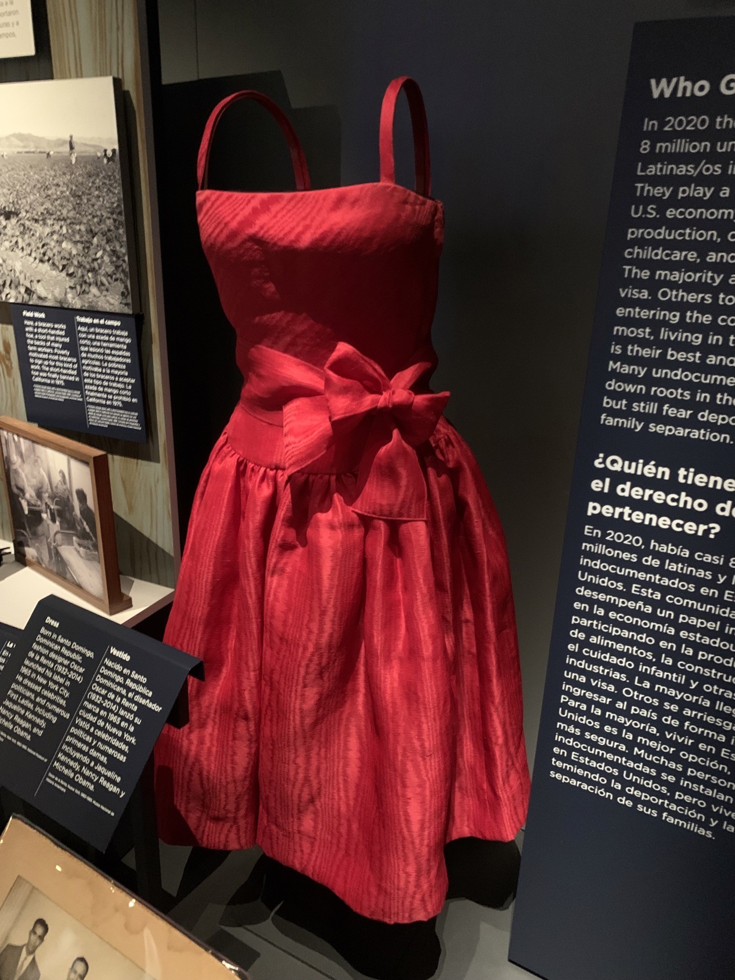 L2-0002196-D1-2023.05.22 Red gown with a bow around the waist and full skirt